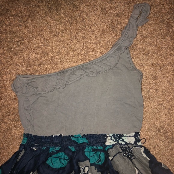 1 shoulder Hollister mini dress - Picture 2 of 4